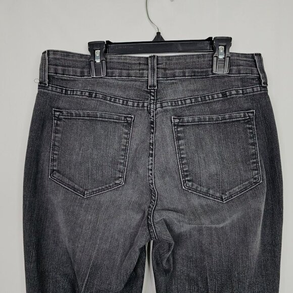 NYDJ Straight Leg Jeans Cuffed Pants BLACK Denim size 6 Mid Rise Preppy Classic - Picture 7 of 7